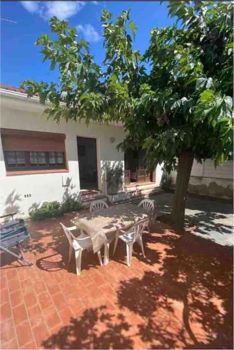 Maison Proche Plage Canet-en-Roussillon Extérieur photo